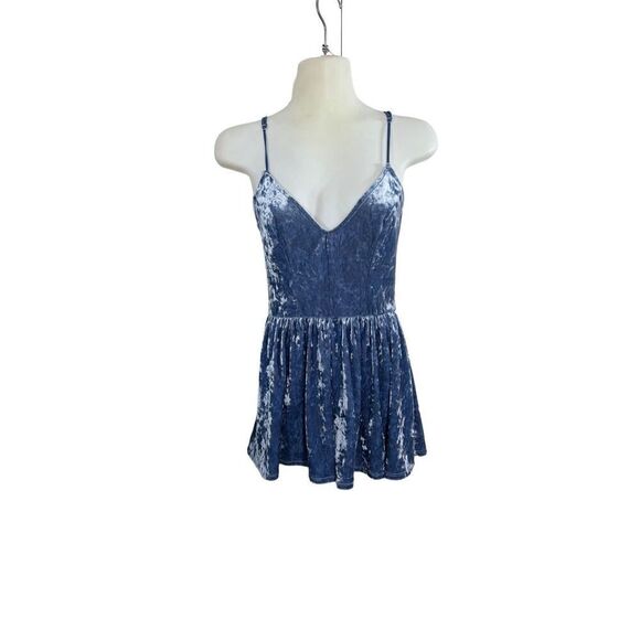 LA Hearts Romper Size Small Open Back Crushed Velvet Periwinkle Blue Velour - Picture 3 of 16